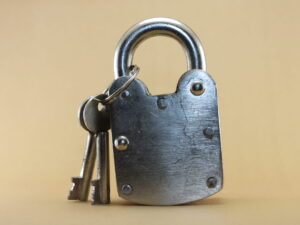 Anwar Hardware iron Pad Lock Five lever 2 Plate 5cm with two keys