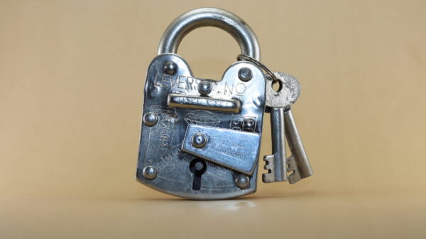 National Signle Plate 5cm iron Pad Lock with two keys - Image 3