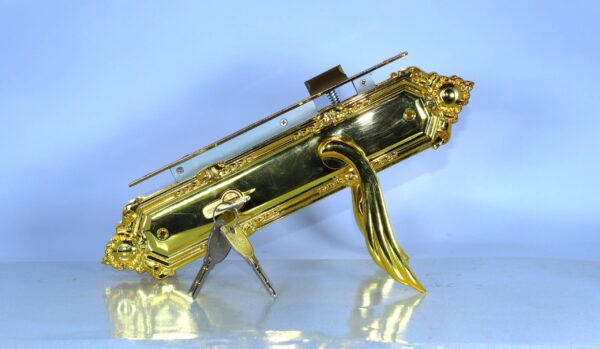 SMC Gold Extra Large Handle Lock With Three keys - Image 2