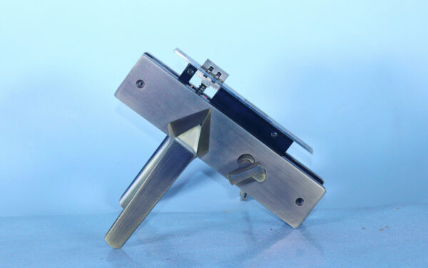 WWHS mab_30 Medium Handle Door Lock - Image 2