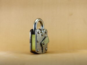 King industry five levers Double Plate iron Pad Lock 5cm Gold Color Wall with Three keys