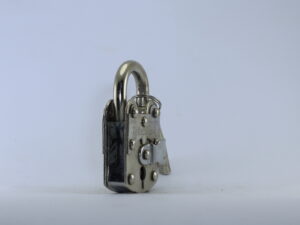 Muhafiz Single Plate iron Pad Lock 5cm with Two keys
